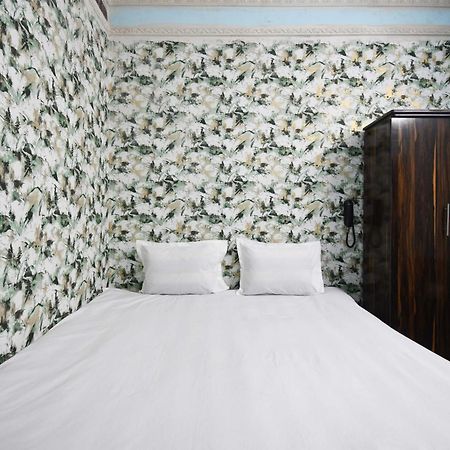 Hotel O Blue Cherry Guest House Калькутта Экстерьер фото