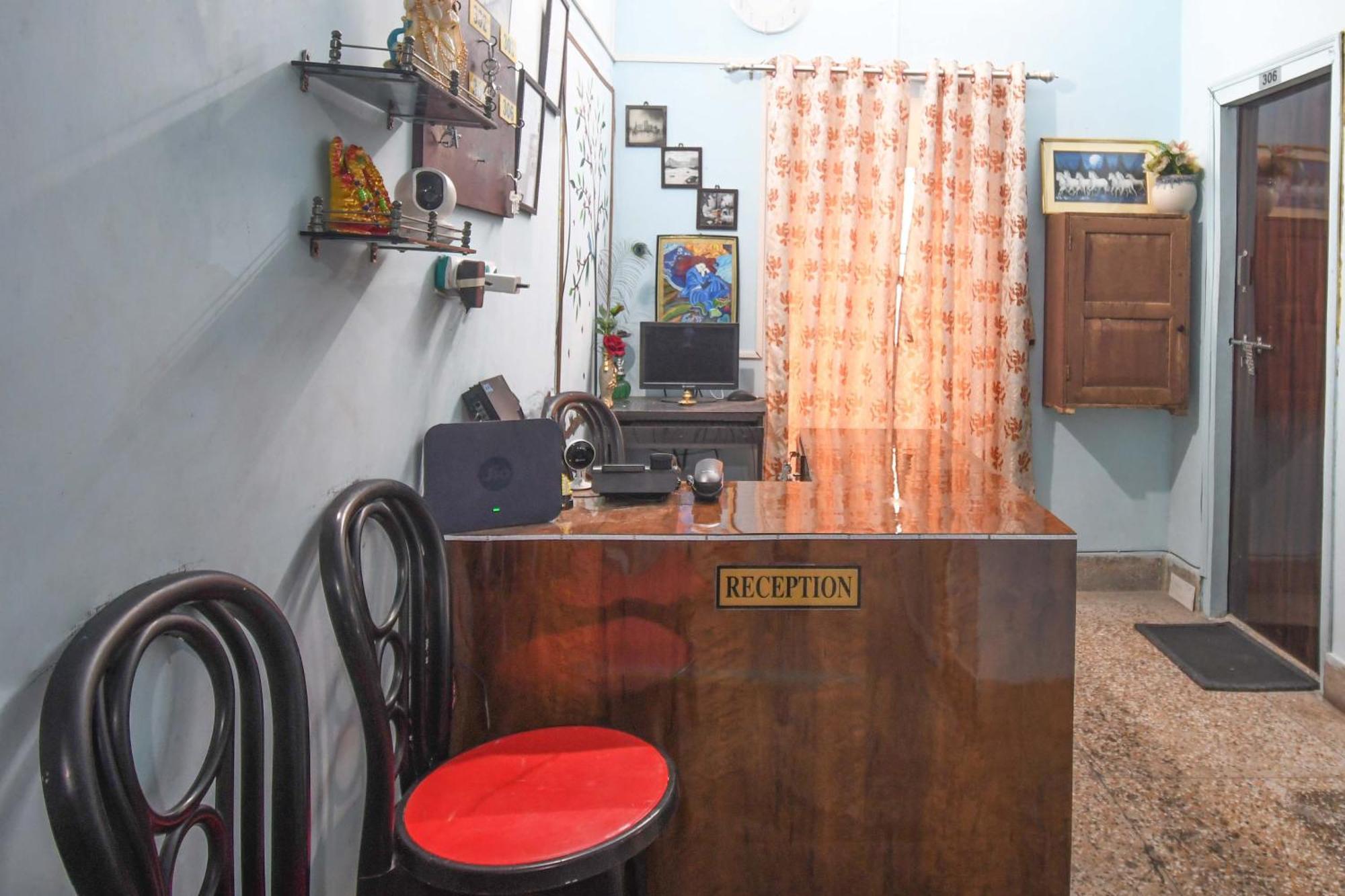 Hotel O Blue Cherry Guest House Калькутта Экстерьер фото